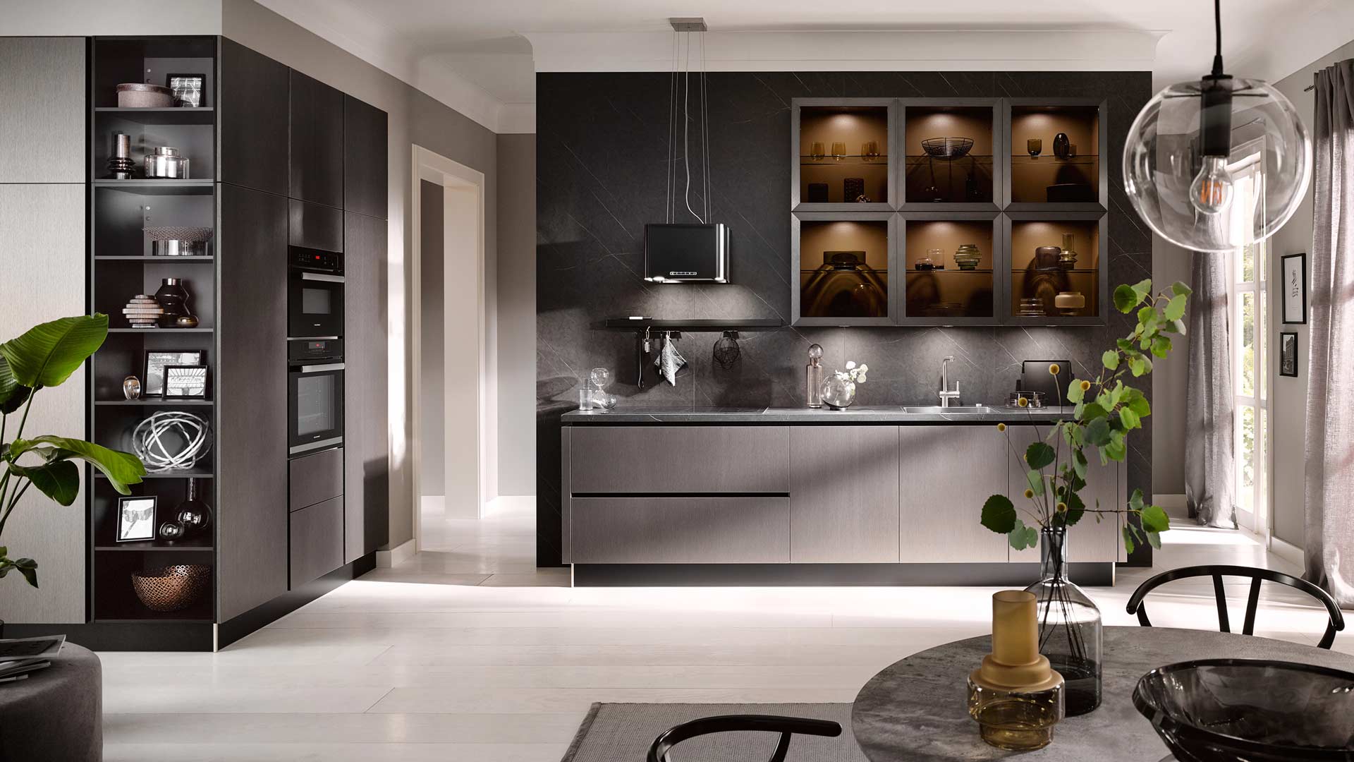 Küchentrends 2020 Häcker Metallic Optik und Haptik im Miele Center Pellet